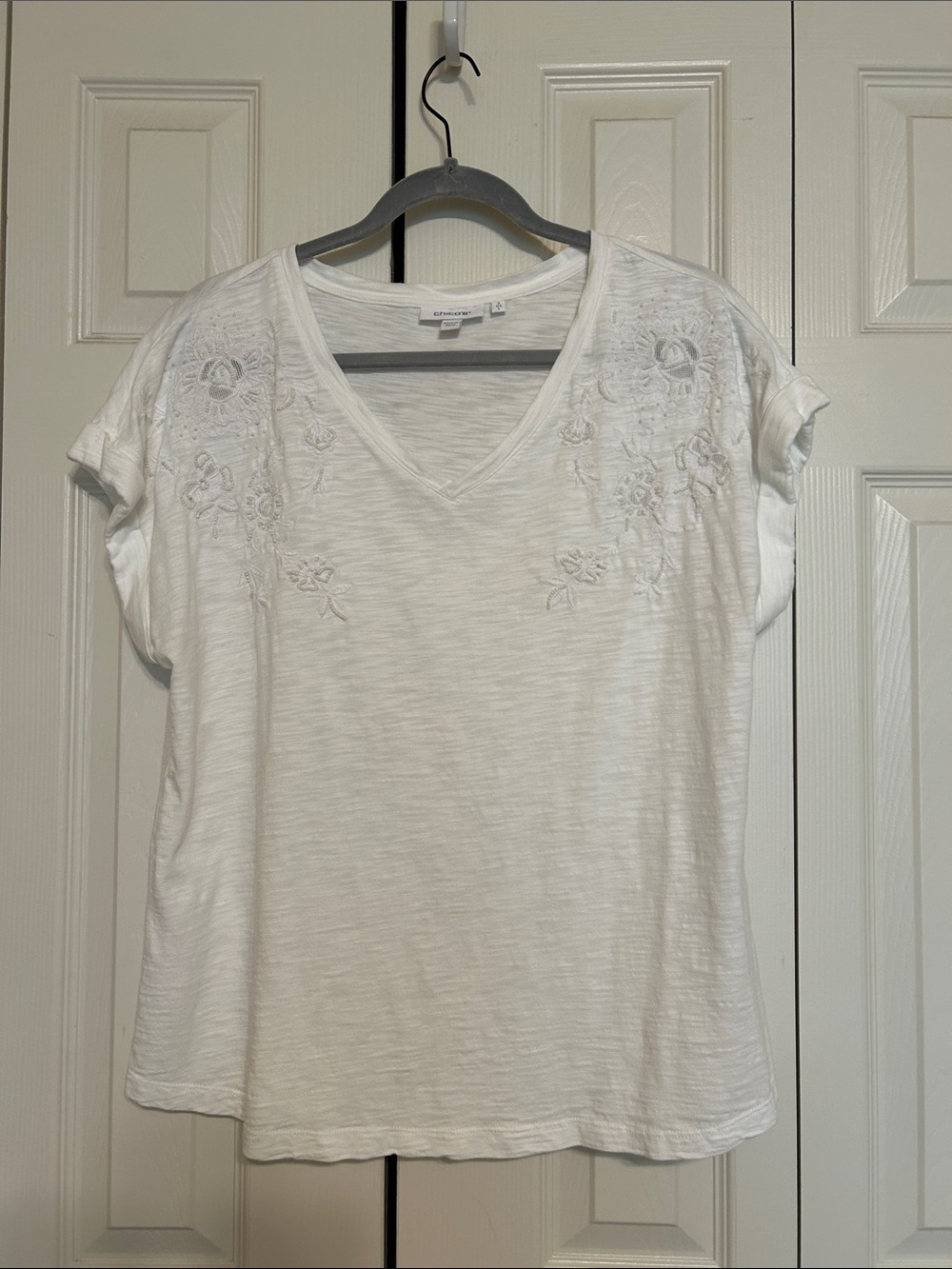 Chico’s White V-Neck Short Sleeve Tee with Floral Embroidery - Sz 2/12-14